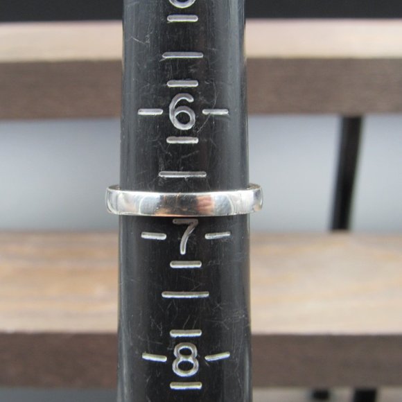 Size 6.75 Sterling Silver Cubic Zirconia Simple Band Ring Vintage - Picture 6 of 8